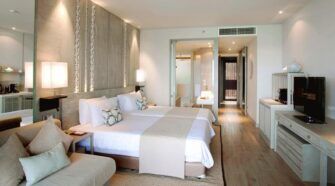 Pullman Phuket Arcadia Naithon Beach