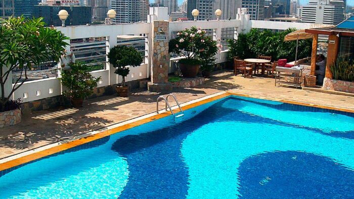 Zenith Sukhumvit Hotel Rooftop Pool